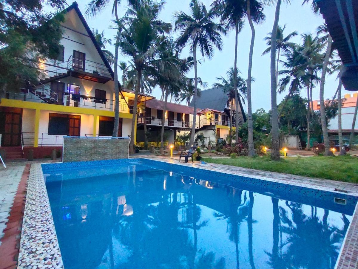 Pv Cottages Serenity Beach 蓬蒂切里 外观 照片